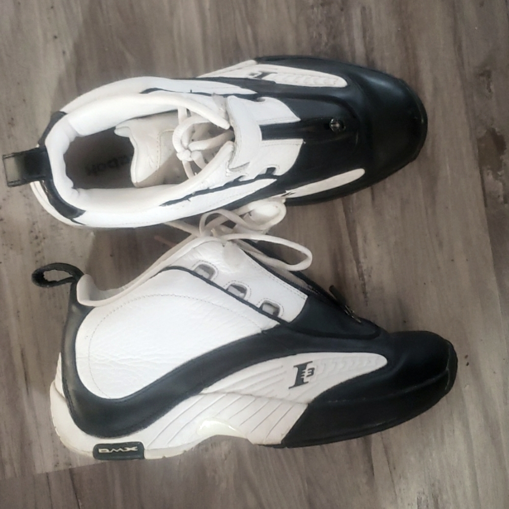 Mens size 8 Allen Iversons